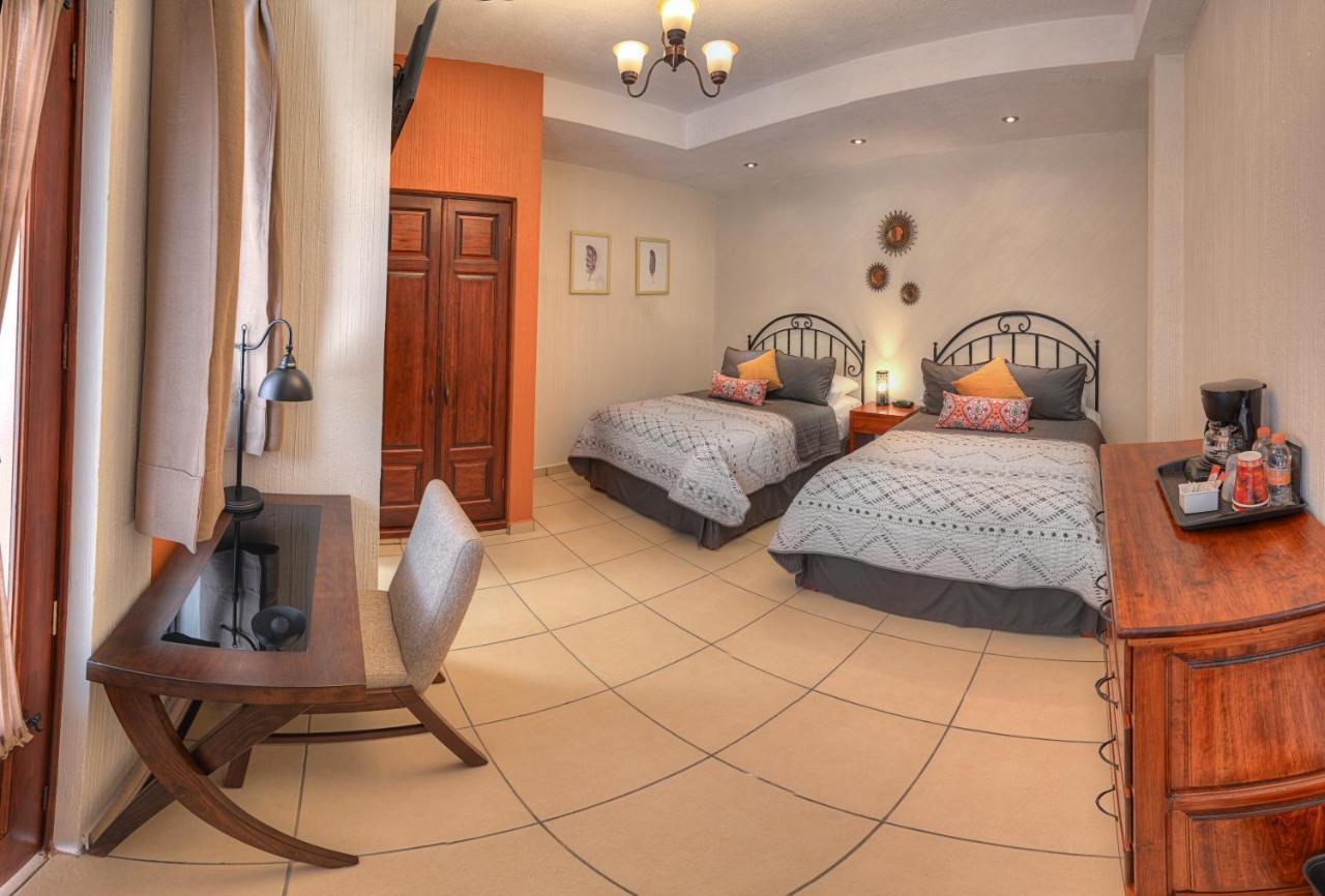 Hotel Santa Paula Таско де Аларкон Екстериор снимка
